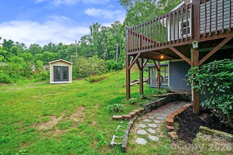 5239 Gerton Highway Gerton NC 28735