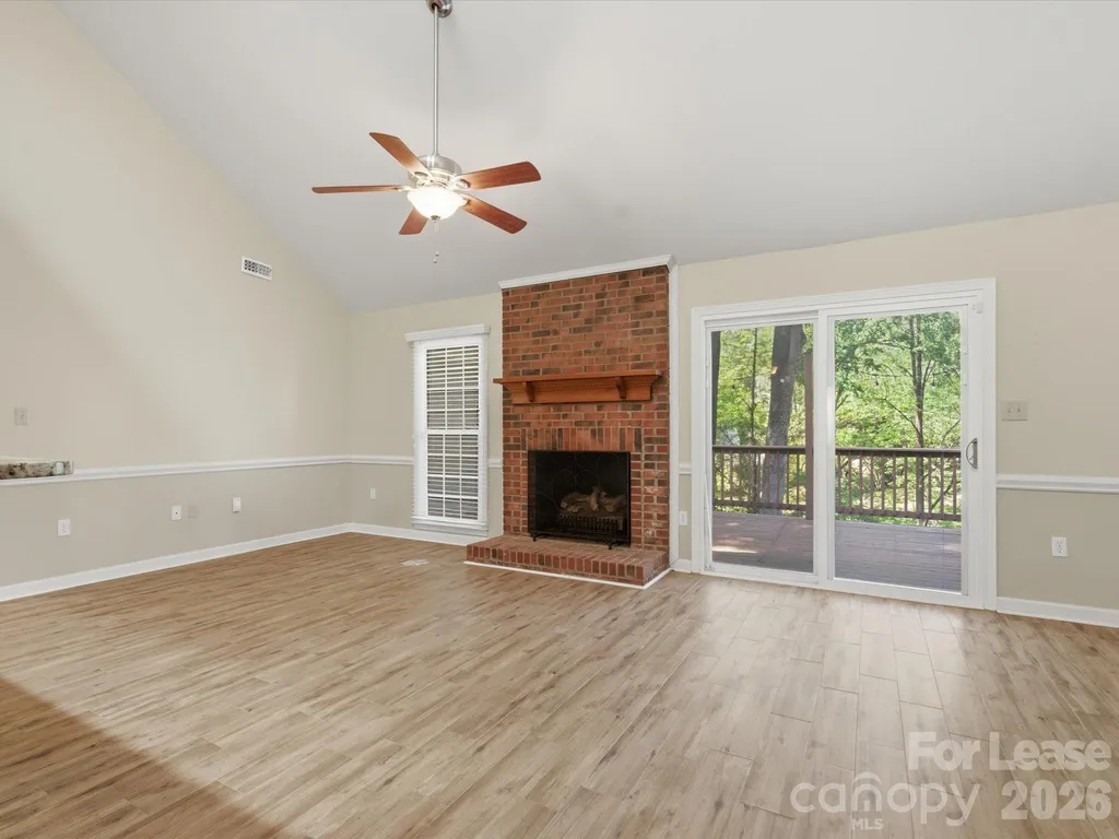 9437 Fairmead Drive Charlotte NC 28269