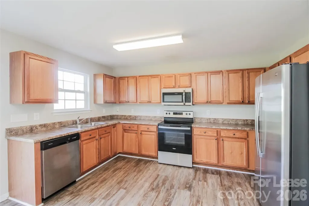 905 River Trail Road Lowell NC 28098