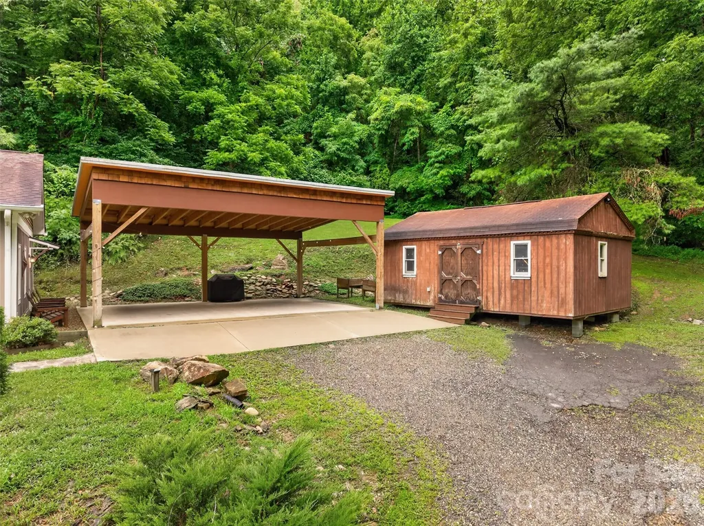 3882 New Leicester Highway Leicester NC 28748