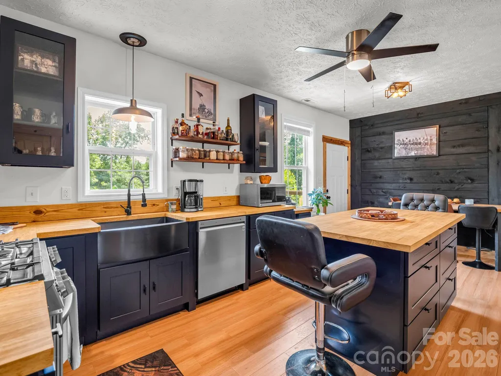 221 Kistler Road Lawndale NC 28090