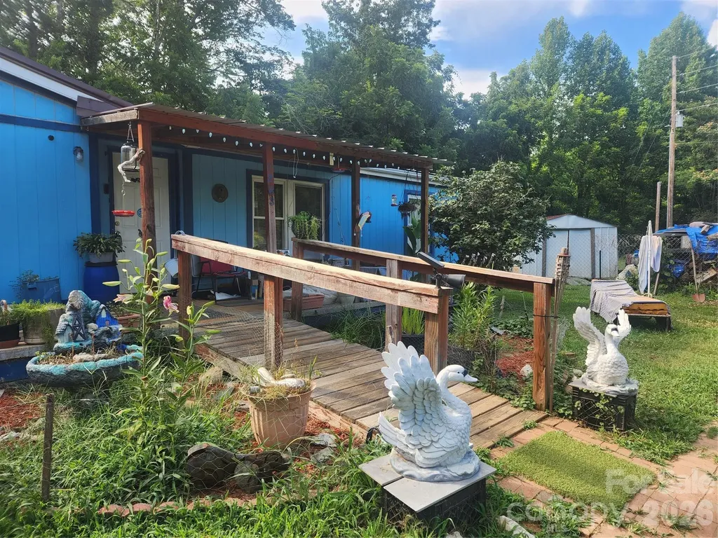2283 Harbinson Lane Morganton NC 28655