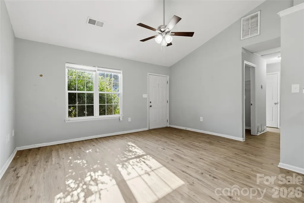 6421 Elgywood Lane Charlotte NC 28213
