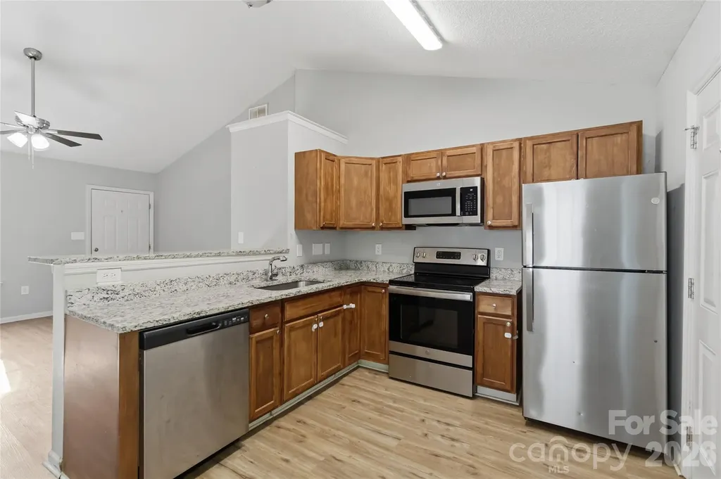 6421 Elgywood Lane Charlotte NC 28213