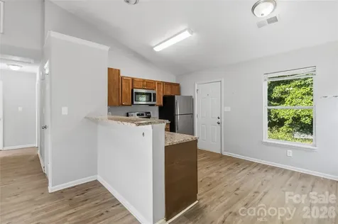6421 Elgywood Lane Charlotte NC 28213