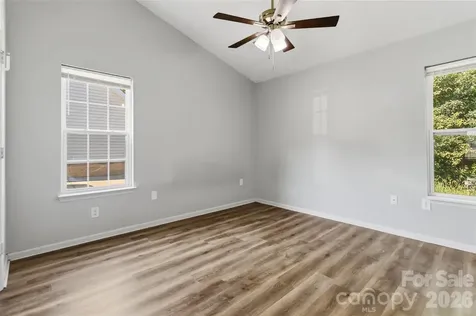 6421 Elgywood Lane Charlotte NC 28213