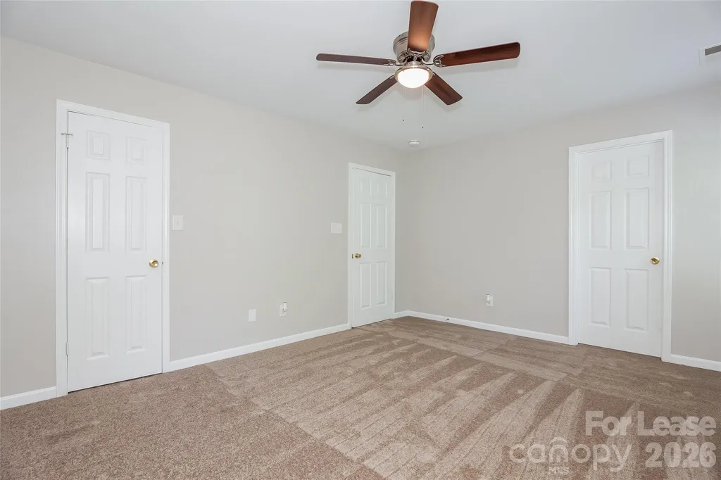 10409 Hugue Way Charlotte NC 28214