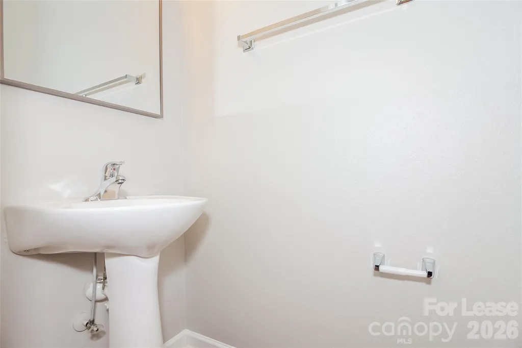 10409 Hugue Way Charlotte NC 28214