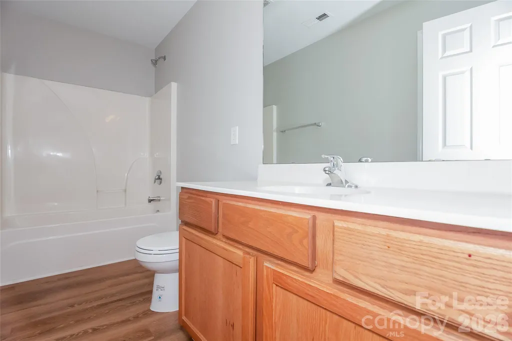 10409 Hugue Way Charlotte NC 28214
