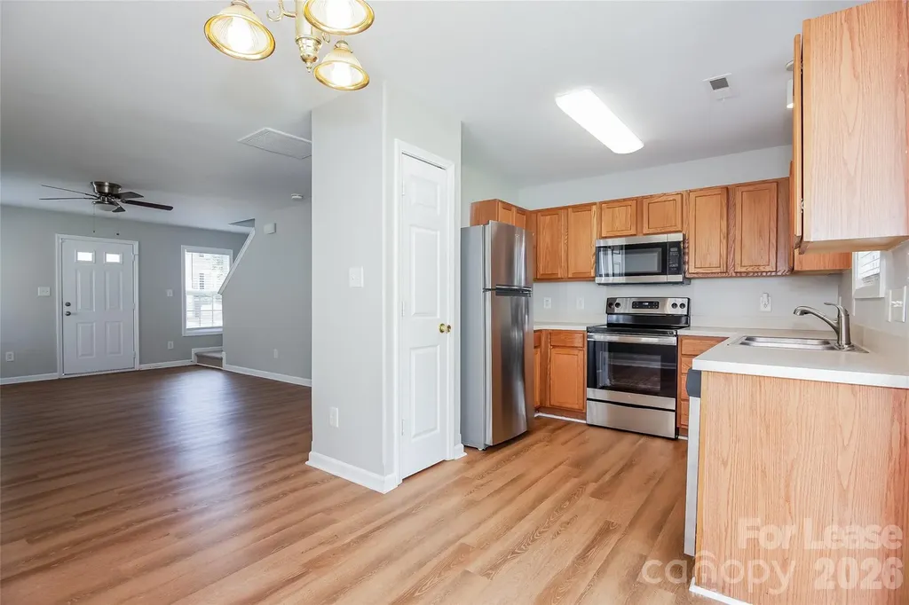10409 Hugue Way Charlotte NC 28214