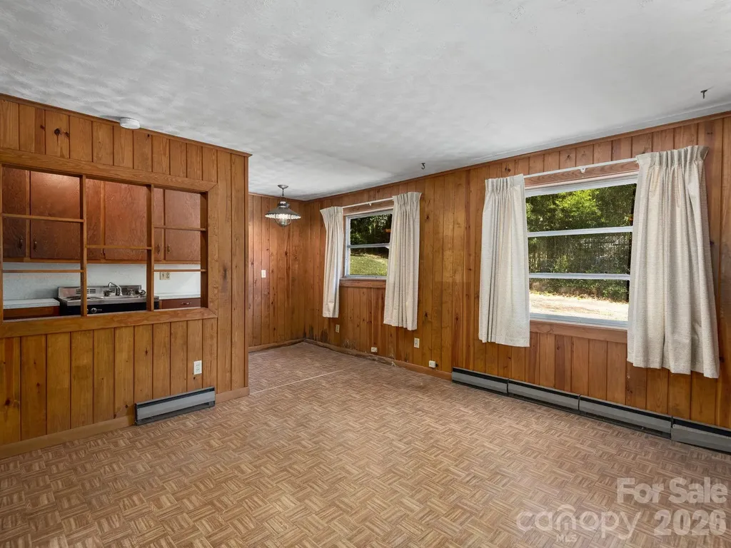 44 Bear Creek Road Asheville NC 28806