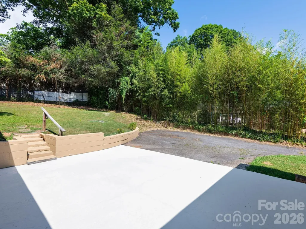 44 Bear Creek Road Asheville NC 28806