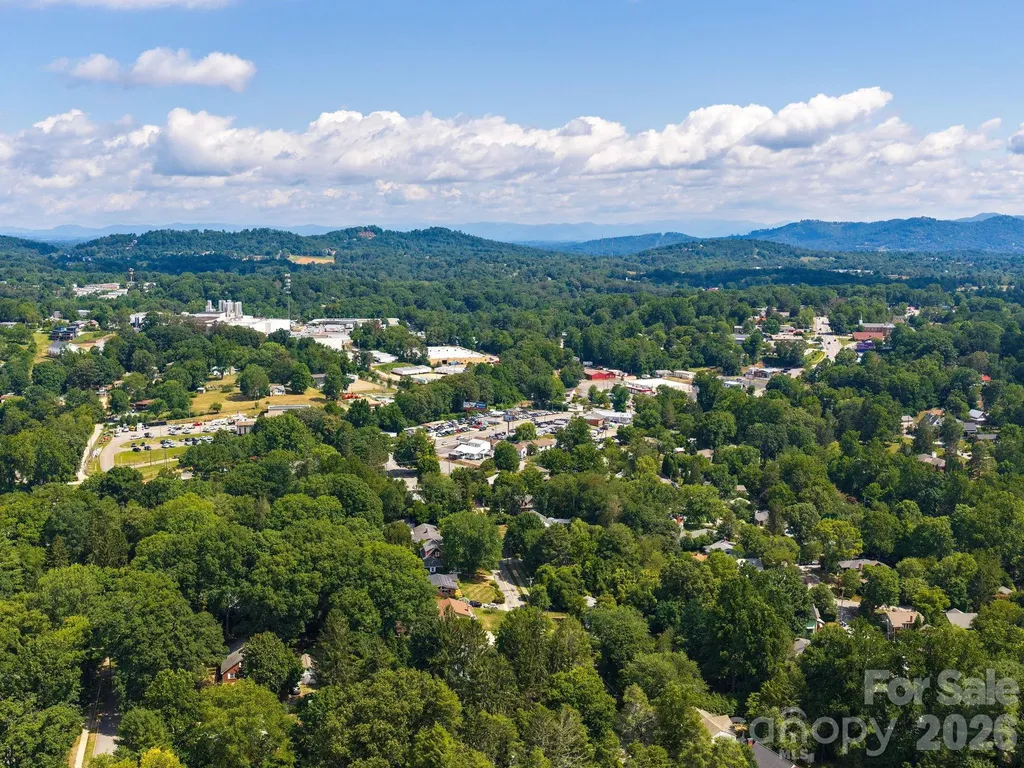 44 Bear Creek Road Asheville NC 28806