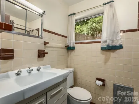 44 Bear Creek Road Asheville NC 28806