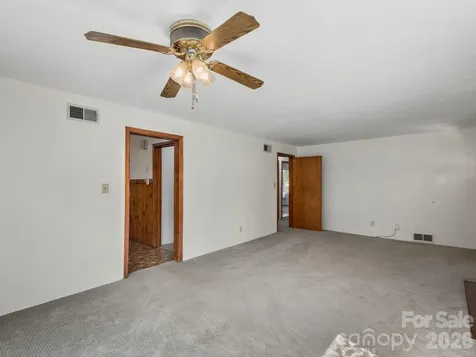 44 Bear Creek Road Asheville NC 28806