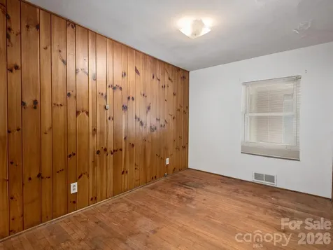 44 Bear Creek Road Asheville NC 28806