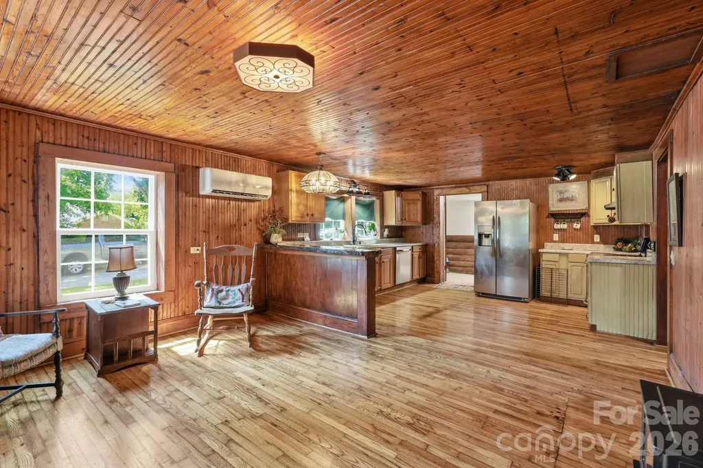 114 Beacon Hill Ellenboro NC 28040