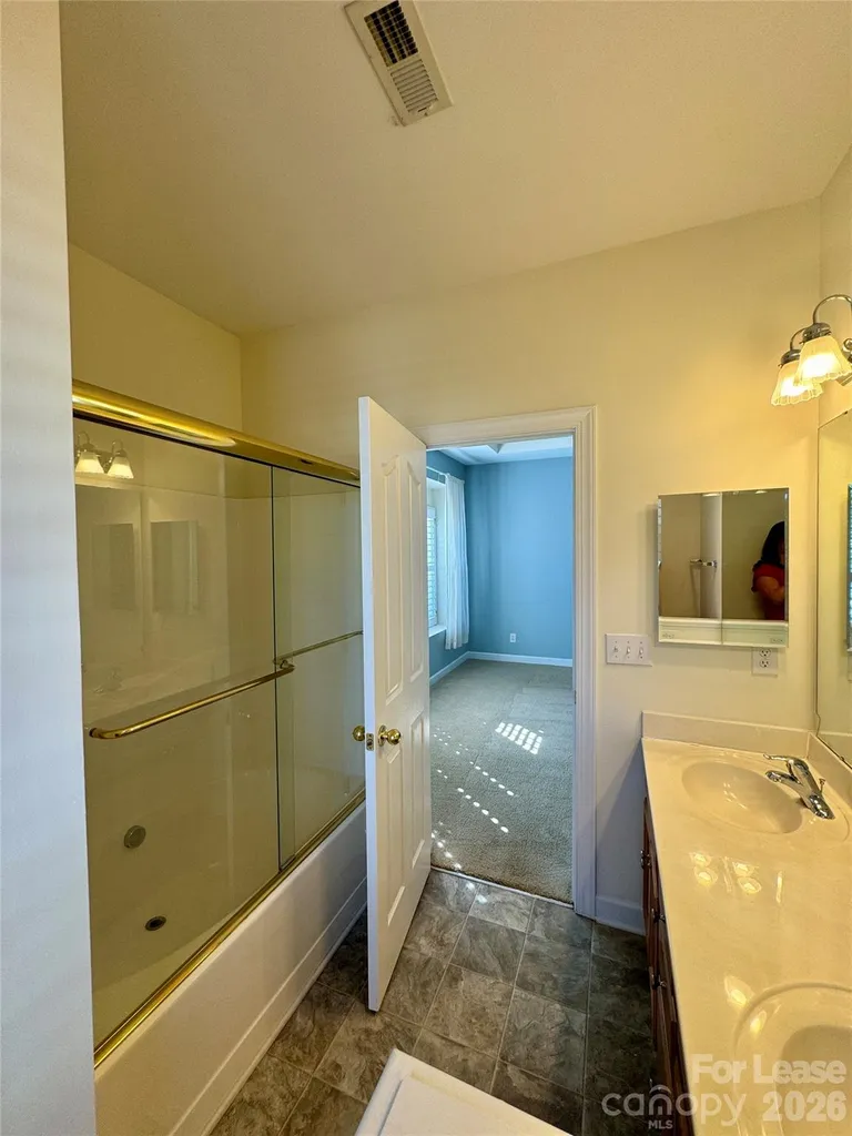 12012 Bordeaux Street Charlotte NC 28277