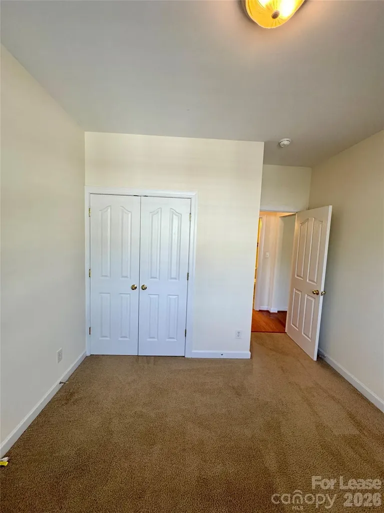 12012 Bordeaux Street Charlotte NC 28277