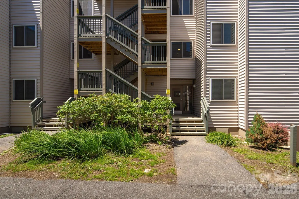 301 Pinnacle Inn Road Beech Mountain NC 28604