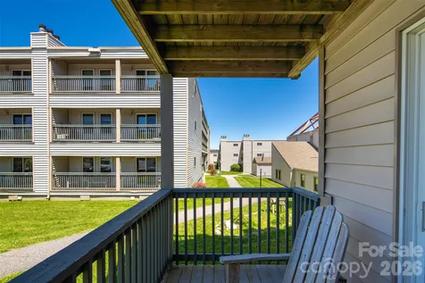 301 Pinnacle Inn Road Beech Mountain NC 28604