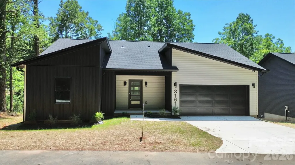 3161 Huffman Street Claremont NC 28610