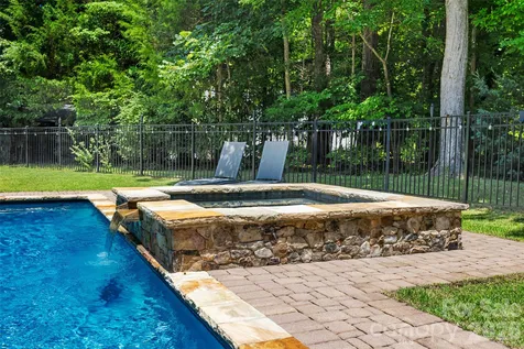 2 Pine Point Road Lake Wylie SC 29710