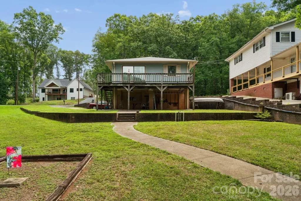 9781 Pine Tree Road Norwood NC 28128