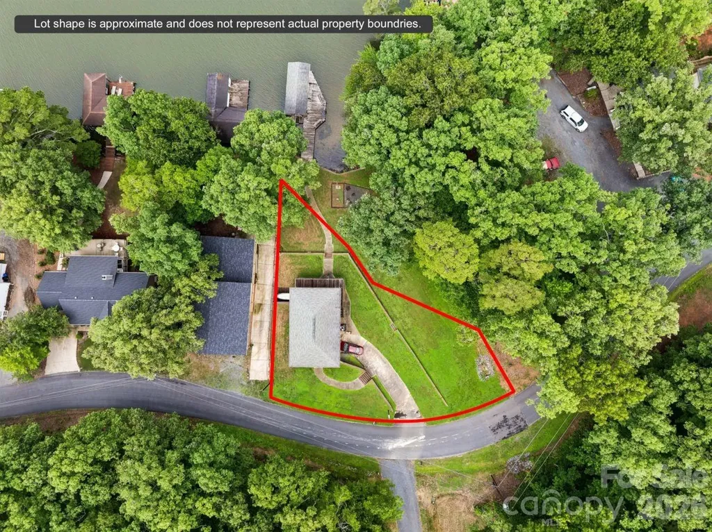 9781 Pine Tree Road Norwood NC 28128