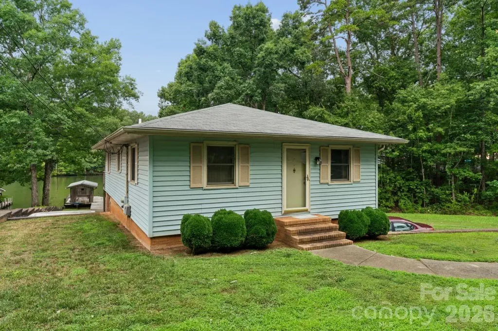 9781 Pine Tree Road Norwood NC 28128