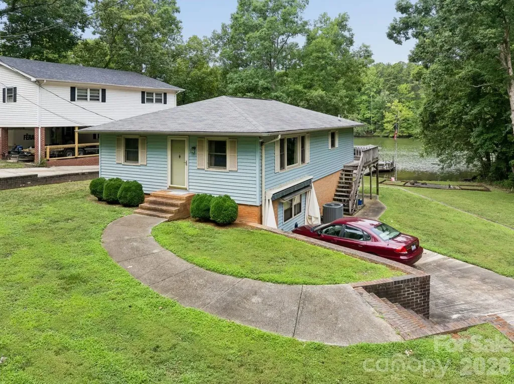 9781 Pine Tree Road Norwood NC 28128