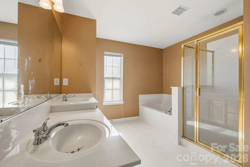 7424 Hannah Alexander Lane Charlotte NC 28227
