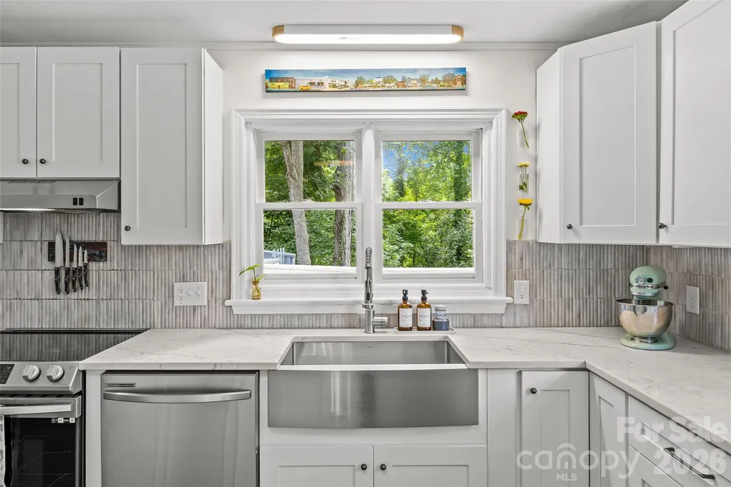 6537 Mt Holly Huntersville Road Charlotte NC 28216