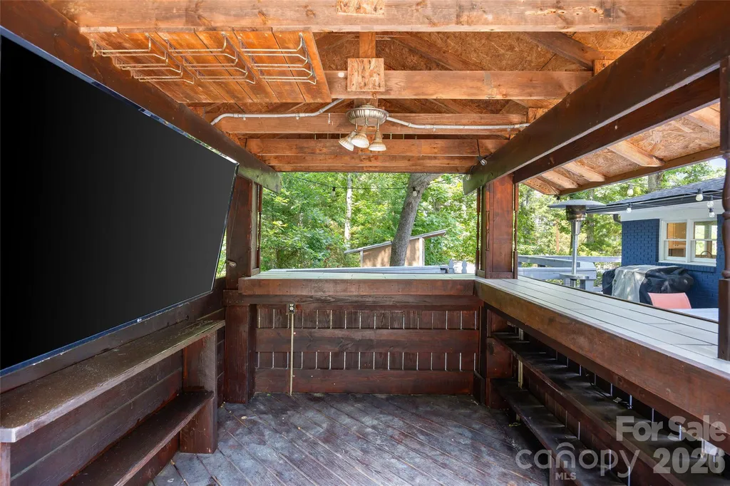 6537 Mt Holly Huntersville Road Charlotte NC 28216
