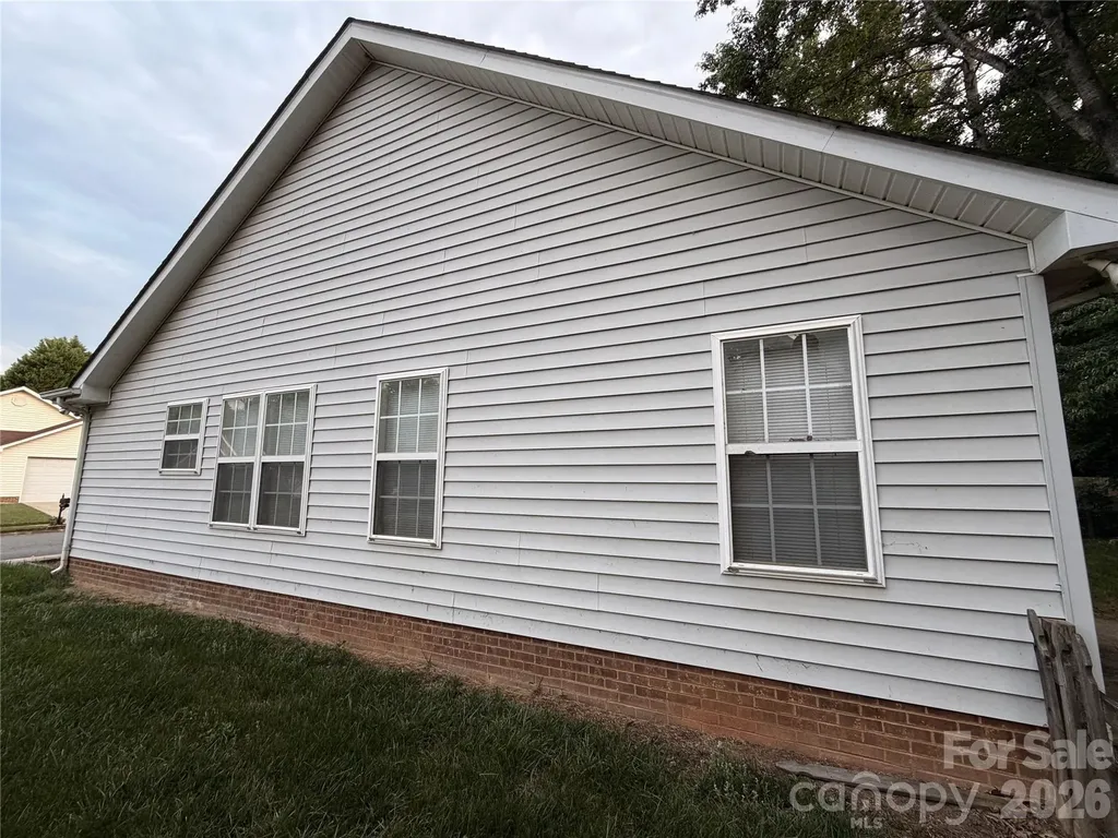 6111 Country Walk Drive Charlotte NC 28212