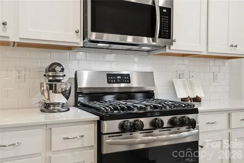 4525 Clifton Mill Lane Maiden NC 28650