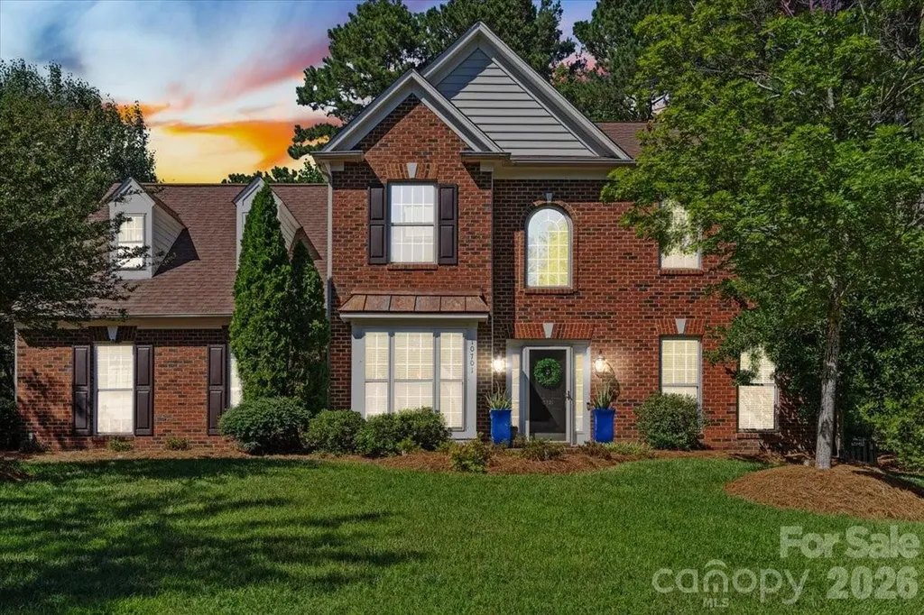 10701 Pomerane Place Charlotte NC 28277