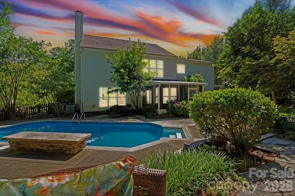10701 Pomerane Place Charlotte NC 28277