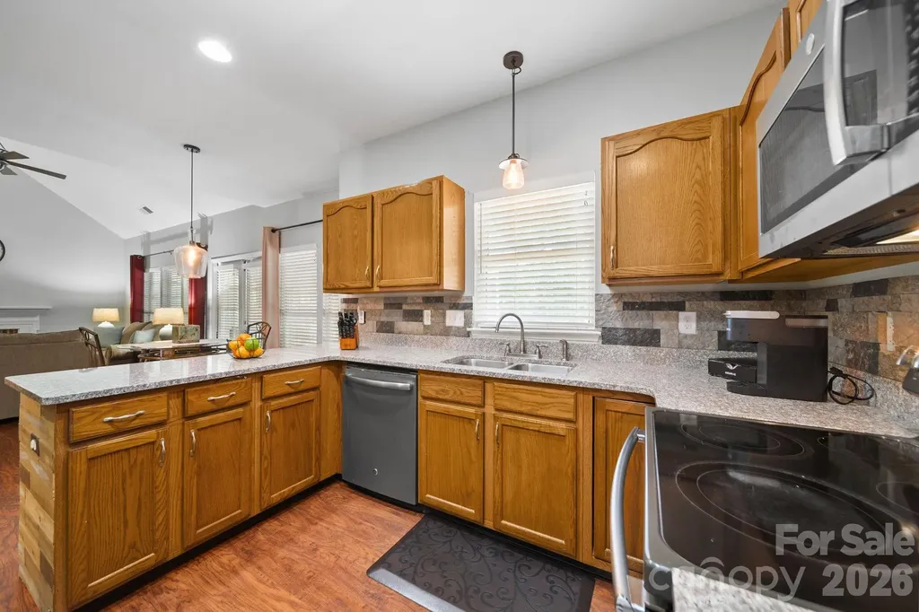 9136 Whittel Place Charlotte NC 28216