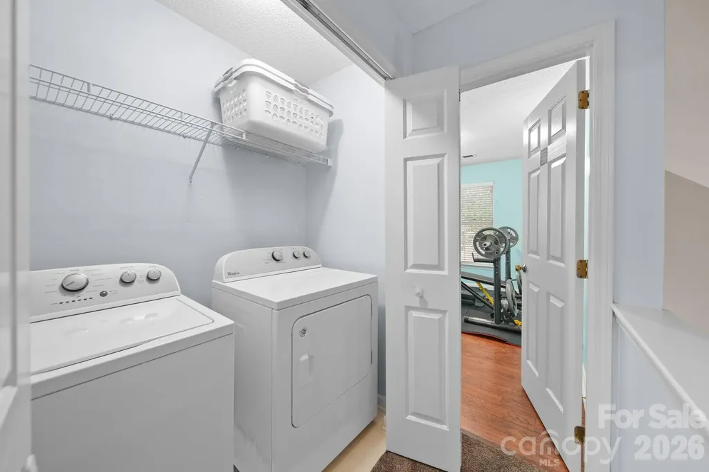 9136 Whittel Place Charlotte NC 28216