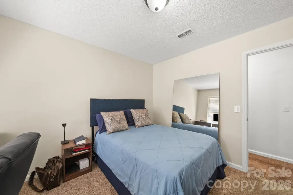 9136 Whittel Place Charlotte NC 28216