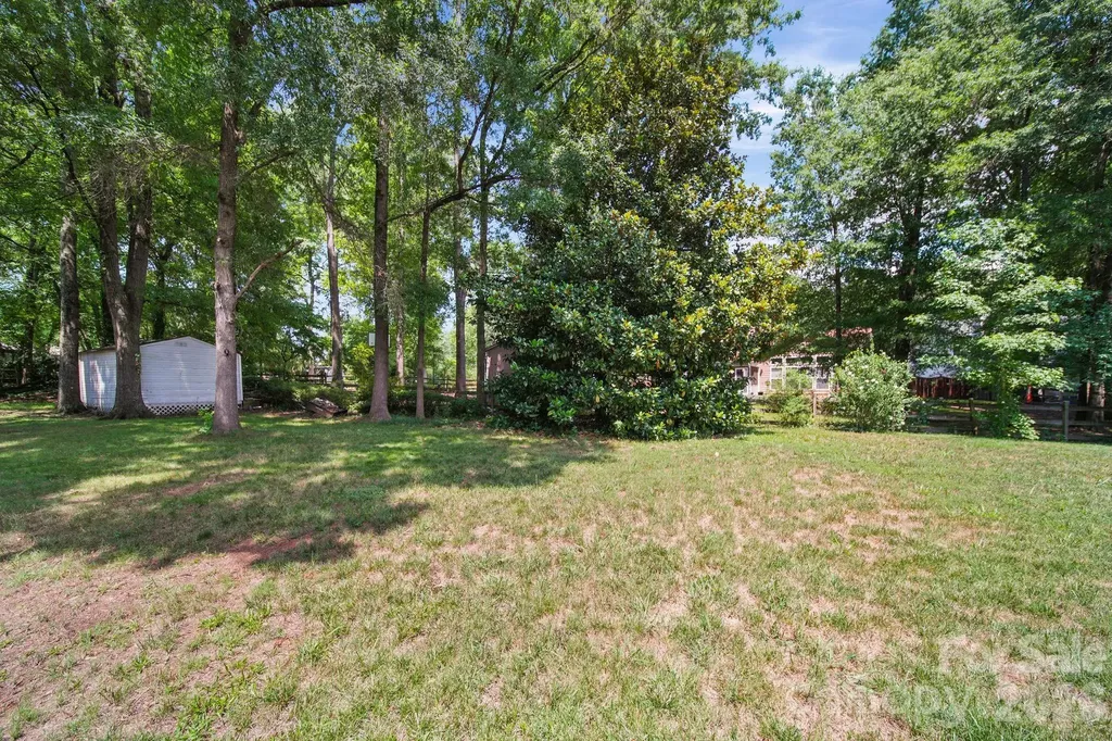 9136 Whittel Place Charlotte NC 28216