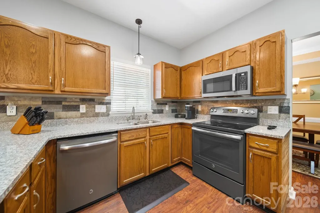 9136 Whittel Place Charlotte NC 28216