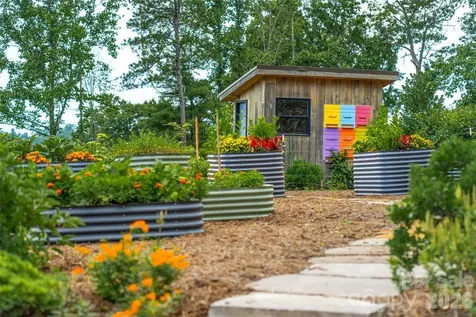 99999 E Garden Trail Fletcher NC 28732
