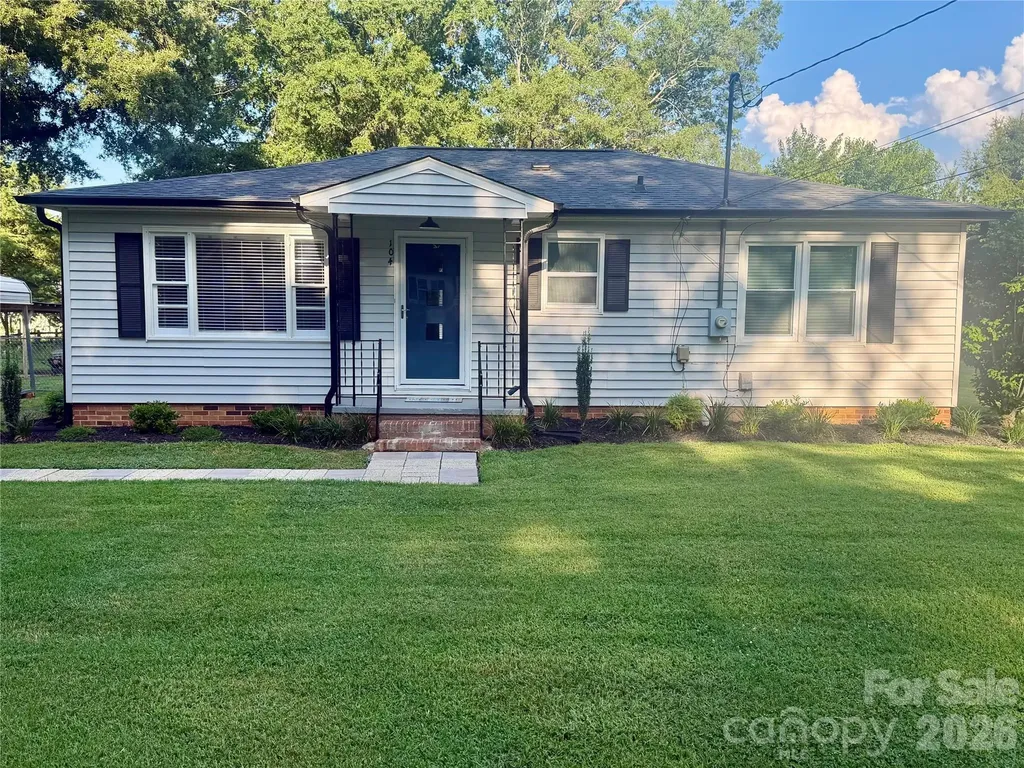Stanfield NC, 104 Hilltop Street