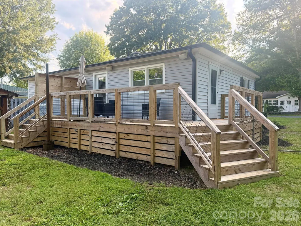 104 Hilltop Street Stanfield NC 28163