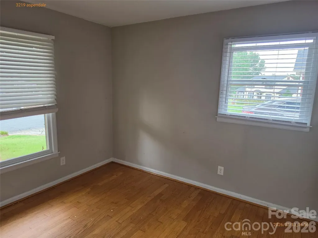 3219 Aspendale Lane Charlotte NC 28212