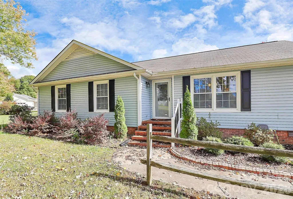 4227 Deerfield Drive Monroe NC 28112