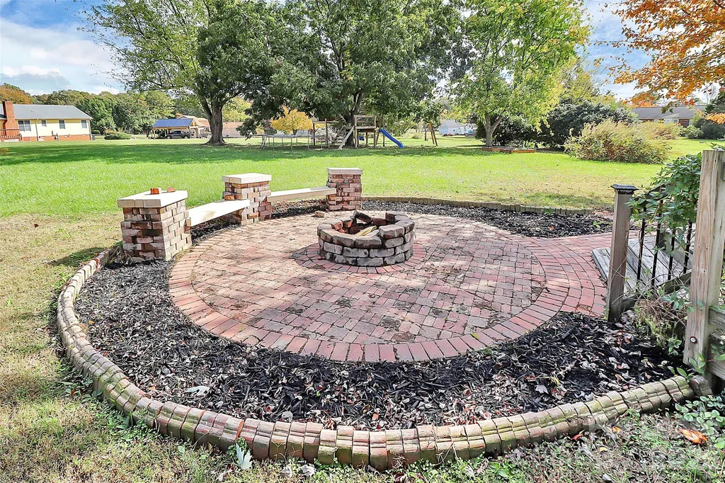 4227 Deerfield Drive Monroe NC 28112