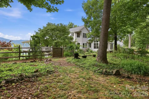 241 Alta Vista Drive Candler NC 28715